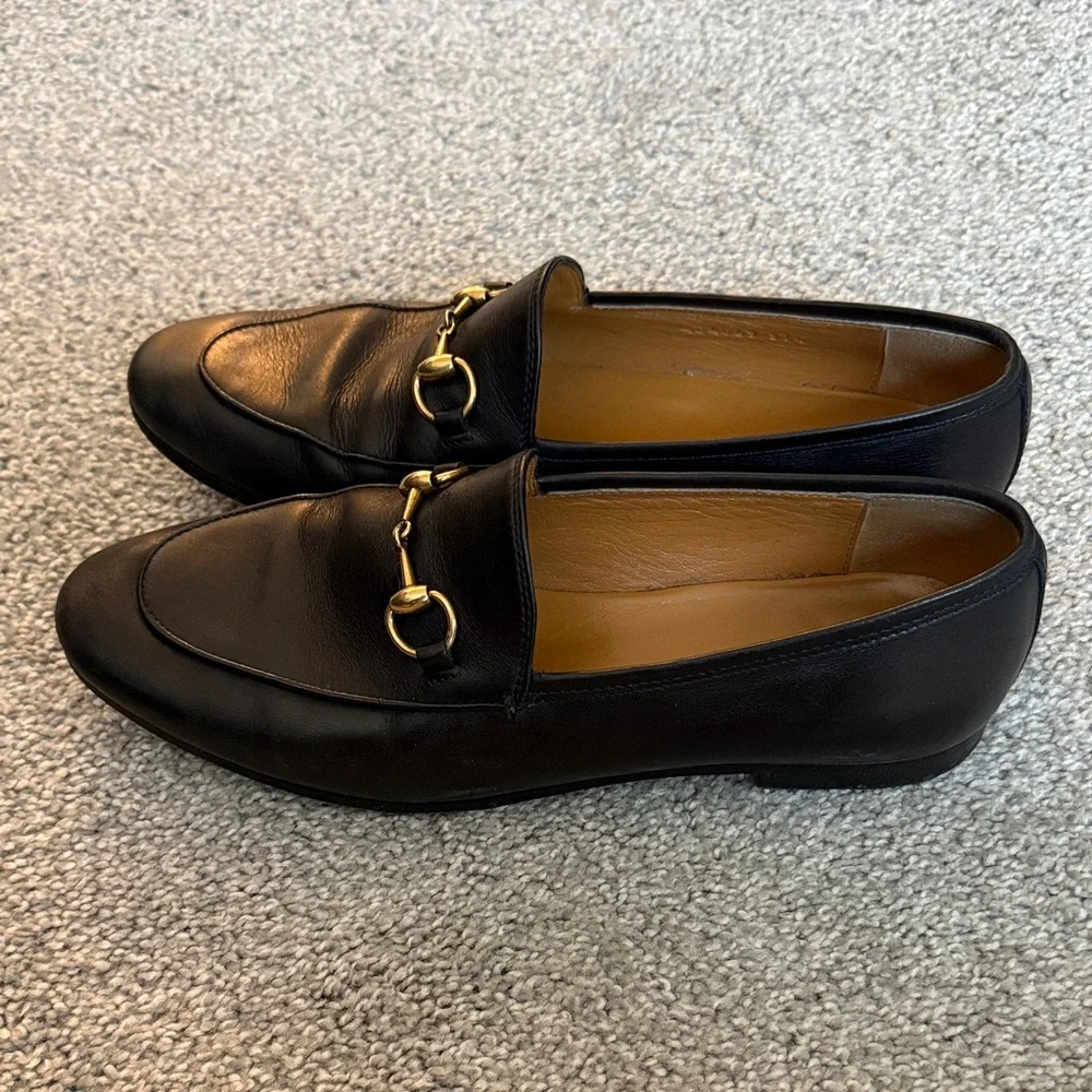 Gucci Black Leather Loafers with Gold Buckle - Picture 6 of 7